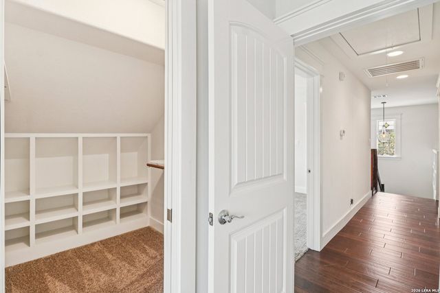 115 E Evergreen, Boerne, TX 78006