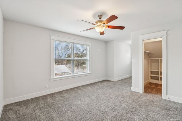 115 E Evergreen, Boerne, TX 78006