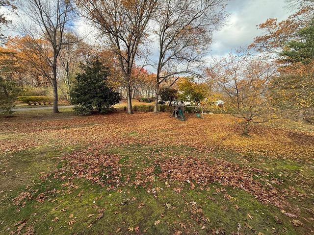 7 Village View Road, Chelmsford, MA 01824