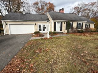 7 Village View Road, Chelmsford, MA 01824