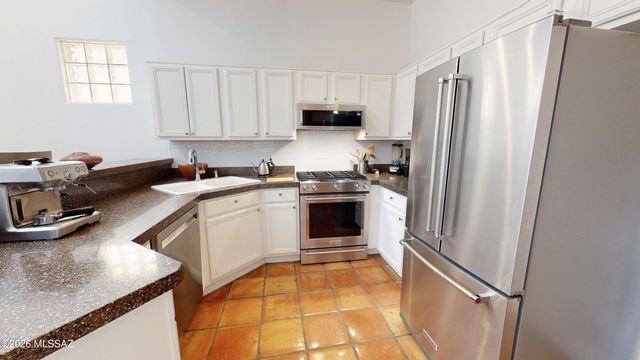 543 S Stephanie Loop, Tucson, AZ 85745