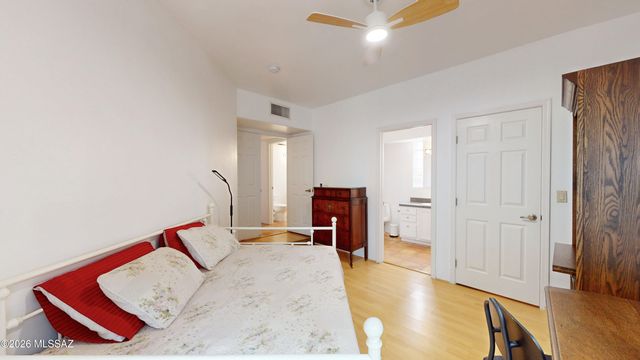 543 S Stephanie Loop, Tucson, AZ 85745