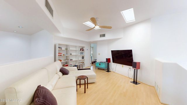 543 S Stephanie Loop, Tucson, AZ 85745