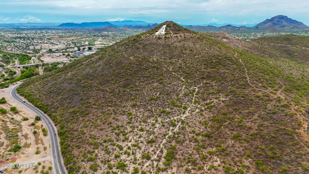 543 S Stephanie Loop, Tucson, AZ 85745