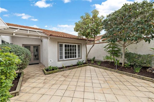 5092 Tero, Laguna Woods, CA 92637