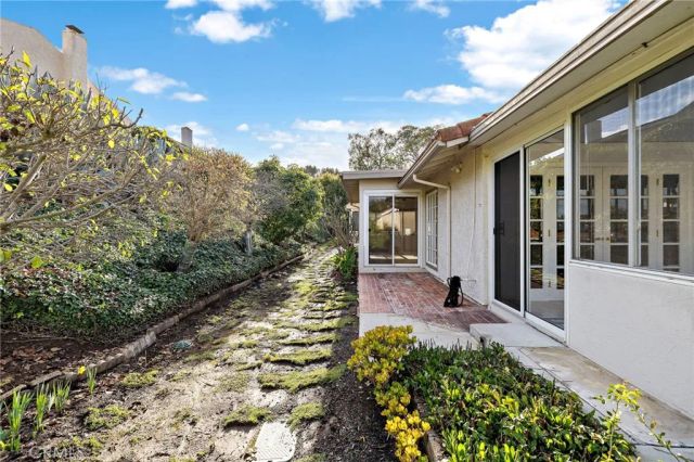 5092 Tero, Laguna Woods, CA 92637