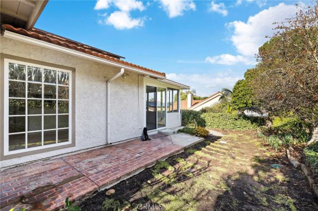 5092 Tero, Laguna Woods, CA 92637