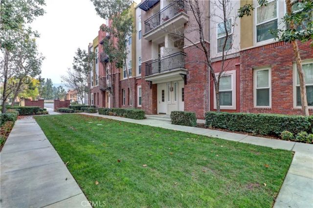 706 W First Street, Claremont, CA 91711
