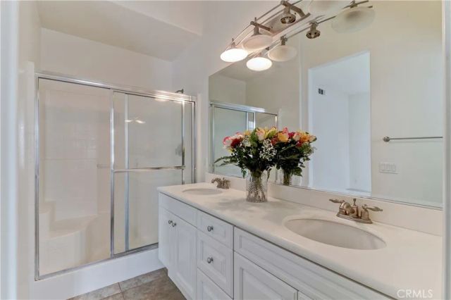 706 W First Street, Claremont, CA 91711