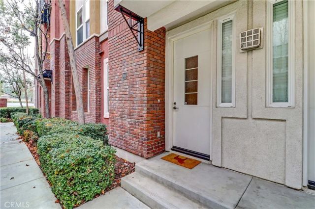 706 W First Street, Claremont, CA 91711