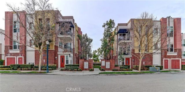 706 W First Street, Claremont, CA 91711