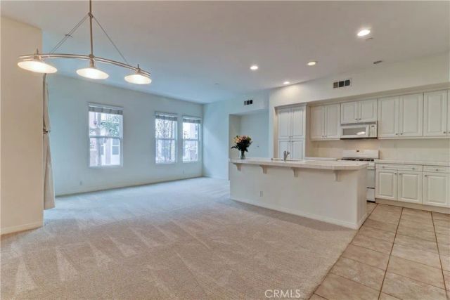 706 W First Street, Claremont, CA 91711