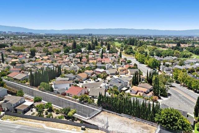 1255 Briarberry Court, San Jose, CA 95131