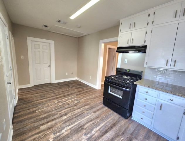 6903 Palestine Street, Houston, TX 77020