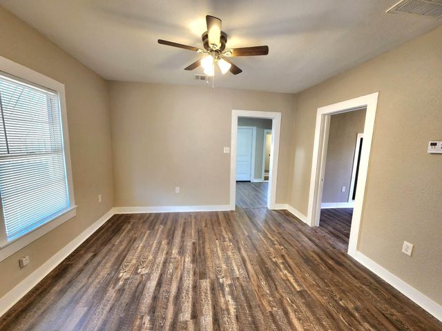 6903 Palestine Street, Houston, TX 77020