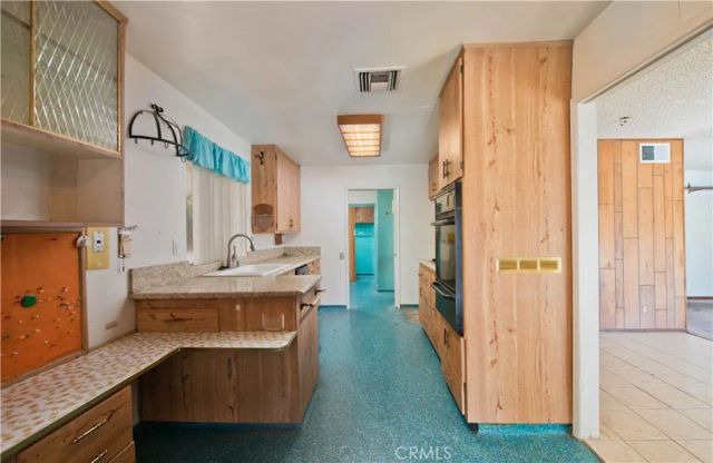 24118 Highlander Drive, West Hills, CA 91307