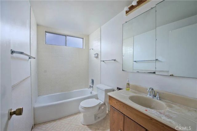 24118 Highlander Drive, West Hills, CA 91307