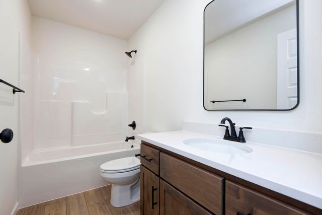 822 S Wheaton Hills Drive Lot 164, Nixa, MO 65714