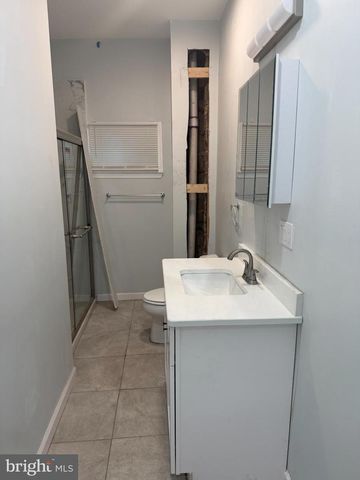 28 ELM ST, Trenton, NJ 08611