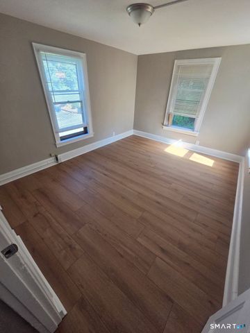 9 Harvard Street 2, Waterbury, CT 06704