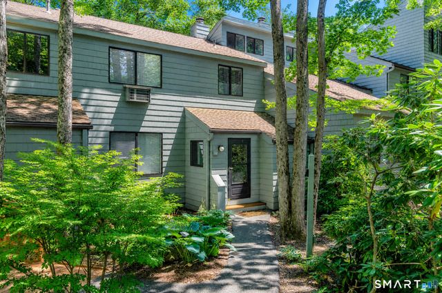 192 Ledge Drive 192, Torrington, CT 06790