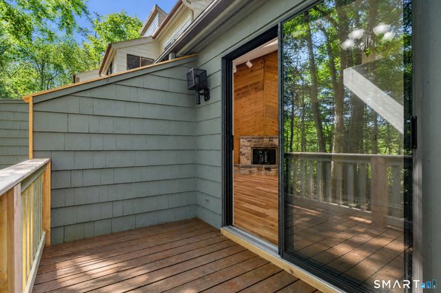 192 Ledge Drive 192, Torrington, CT 06790