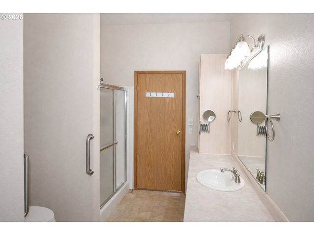 16500 Se 1ST St 19, Vancouver, WA 98684