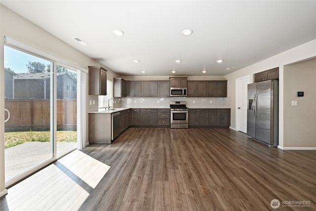 30044 219th Place SE, Covington, WA 98042