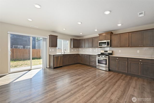 30044 219th Place SE, Covington, WA 98042