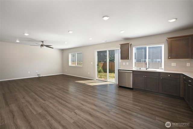 30044 219th Place SE, Covington, WA 98042
