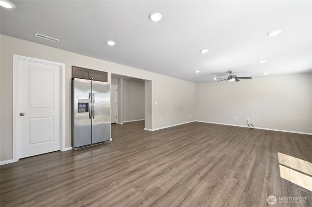 30044 219th Place SE, Covington, WA 98042