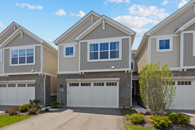 3S514 Barkley Avenue, Warrenville, IL 60555
