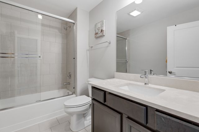 3S514 Barkley Avenue, Warrenville, IL 60555