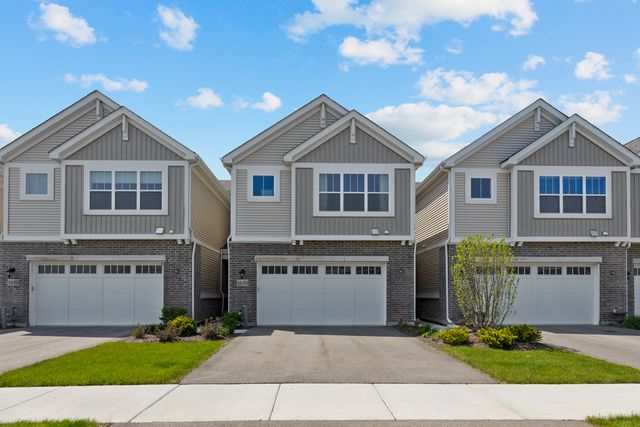 3S514 Barkley Avenue, Warrenville, IL 60555