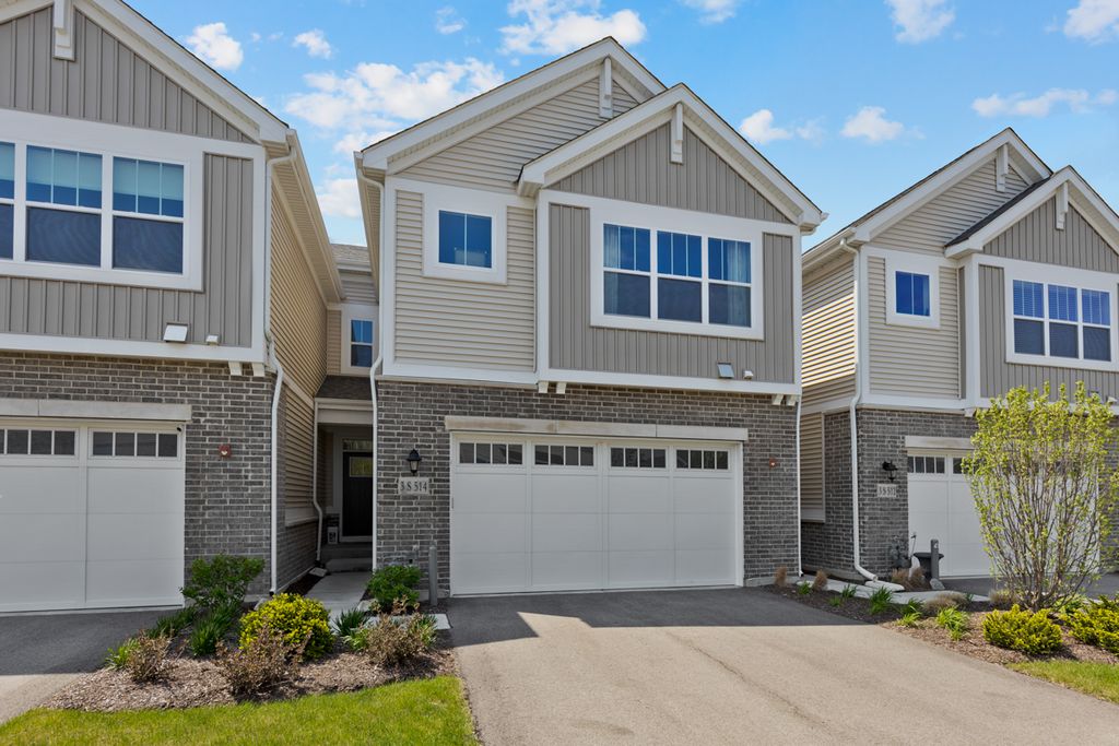 3S514 Barkley Avenue, Warrenville, IL 60555