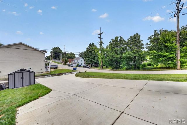 17 Frisco Street, Festus, MO 63028