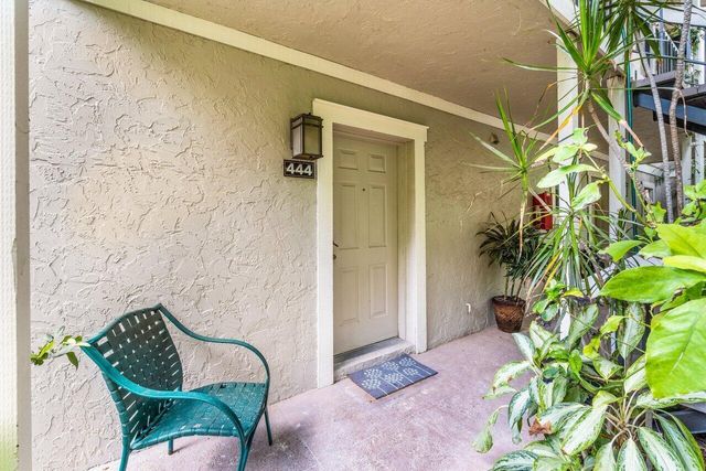 11863 Wimbledon Circle 444, Wellington, FL 33414