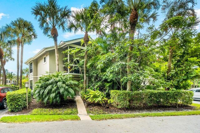 11863 Wimbledon Circle 444, Wellington, FL 33414