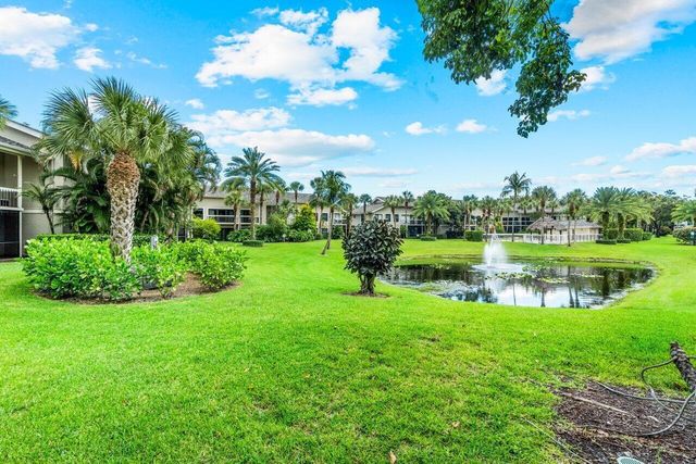11863 Wimbledon Circle 444, Wellington, FL 33414