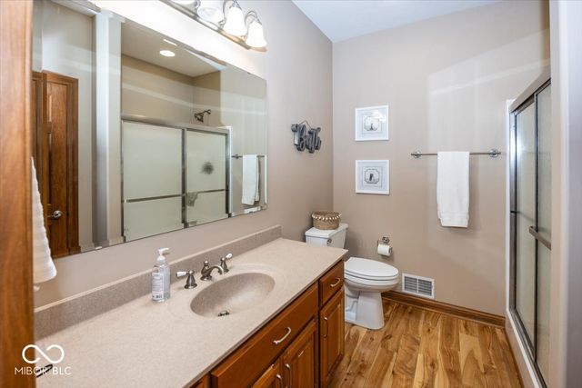 4181 S Village Row, New Palestine, IN 46163