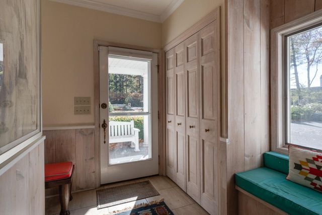 2526 Lakeshore Drive, Saugatuck Twp, MI 49408