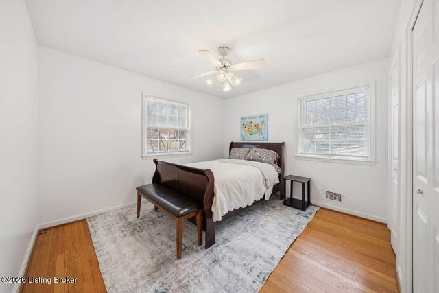 333 Kenwood Hill Rd, Louisville, KY 40214