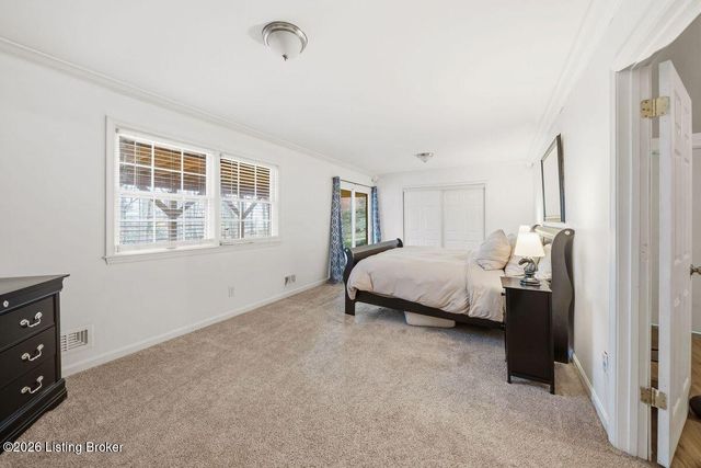 333 Kenwood Hill Rd, Louisville, KY 40214