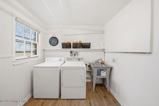 333 Kenwood Hill Rd, Louisville, KY 40214