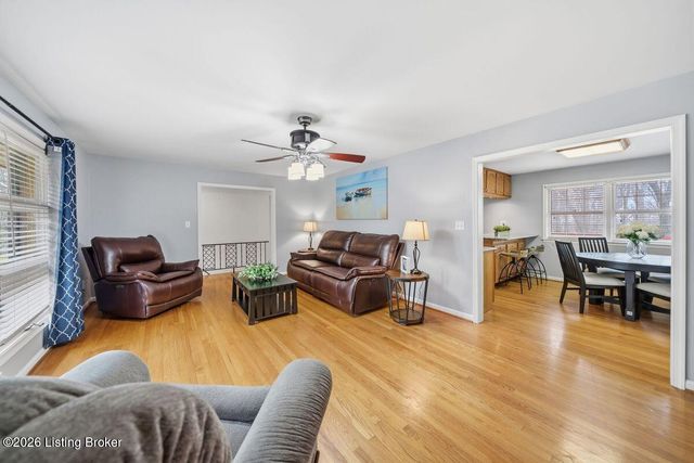 333 Kenwood Hill Rd, Louisville, KY 40214