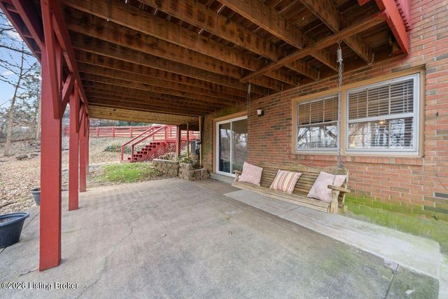 333 Kenwood Hill Rd, Louisville, KY 40214