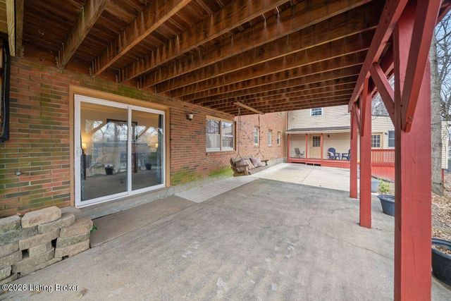 333 Kenwood Hill Rd, Louisville, KY 40214