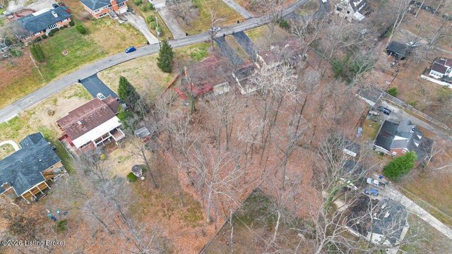 333 Kenwood Hill Rd, Louisville, KY 40214
