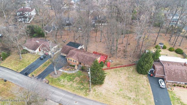 333 Kenwood Hill Rd, Louisville, KY 40214