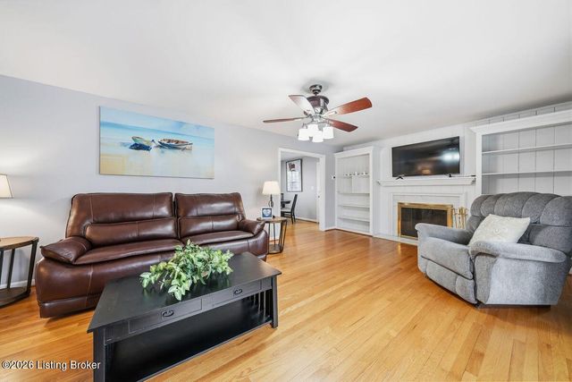 333 Kenwood Hill Rd, Louisville, KY 40214